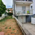 Luisa Mare Deluxe